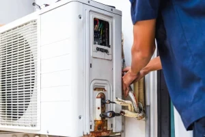How do HVAC Contractors Balance Comfort and Energy Use in Modern Buildings?