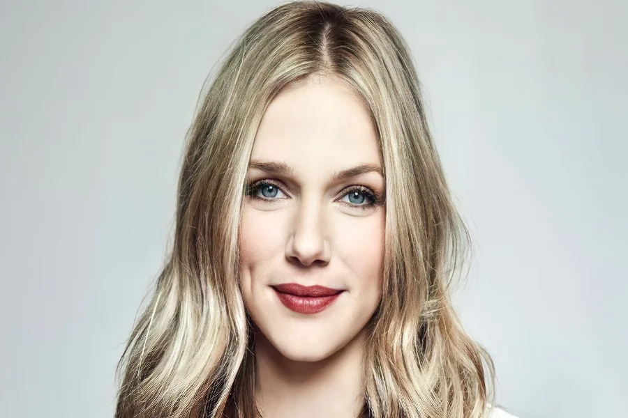 Tracy Spiridakos Husband
