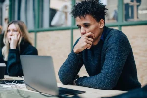 What Factors Actually Increase Severance Pay Amounts Under Alberta Law