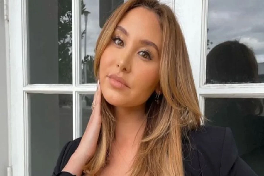Catherine Paiz Age