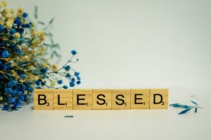 Living a Blessed and Peaceful Life Through Gratitude